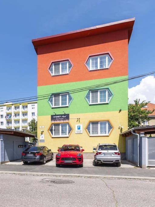 Cozy Apartment Near Hockey & Football Arena ブラチスラヴァ エクステリア 写真