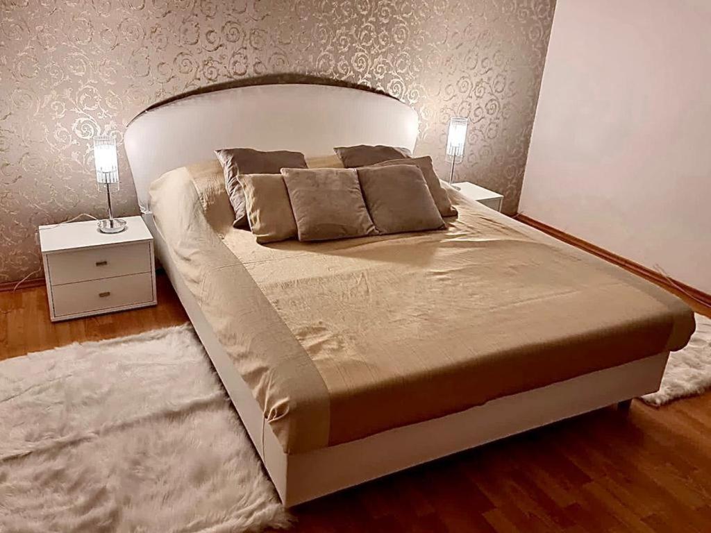 Cozy Apartment Near Hockey & Football Arena ブラチスラヴァ エクステリア 写真